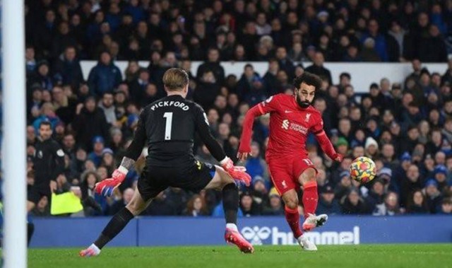  热刺崩盘遭升班马逆转五轮不胜  