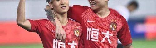  尼斯主帅赛后炮轰裁判，争议判罚引发舆论风波  