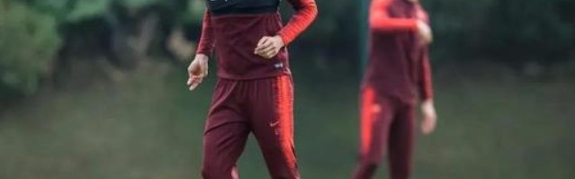  马赛客负弱旅爆冷，球迷质疑教练排兵布阵  