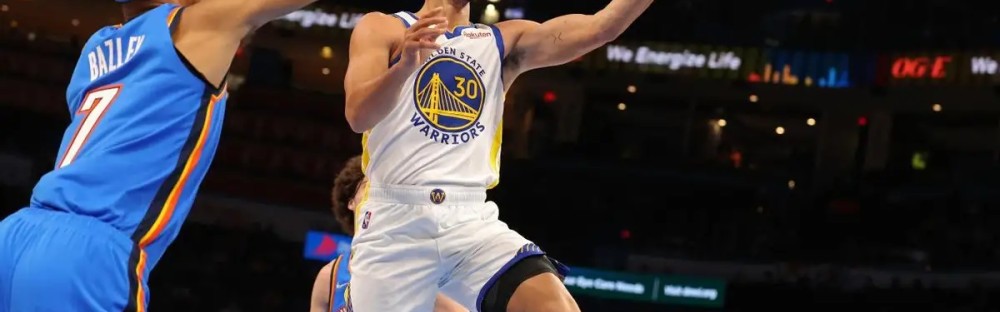  库里三分绝杀雷霆迎五连胜  