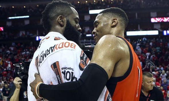  雷霆双少合砍八十五分擒老鹰  