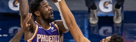  爱德华兹47分创生涯得分新高  